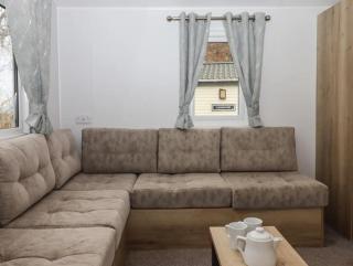 6 Manor Park - 3 Bedroom - Sea views nearby - 2