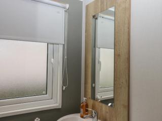 6 Manor Park - 3 Bedroom - Sea views nearby - 1