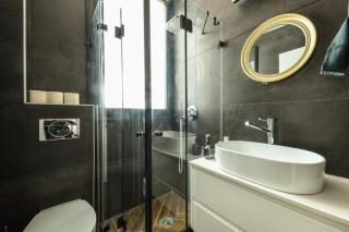 Stunning Sea-View Penthouse with Private Terrace By Lime Luxe - 6