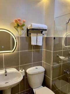 SWEET MEMORIES CONDOTEL at THE SYMPHONY TOWERS QC - 1