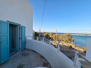 Akti luxury aparts - 1