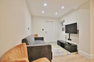 Lovely 2Bed Garden Flat In West London - Londra - 3