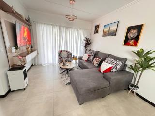 Chanty Serenity Apartment with Pool and Gym - 0