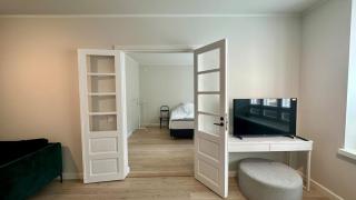 Spacious Family Apartment in Prime Töölö Location! - 6