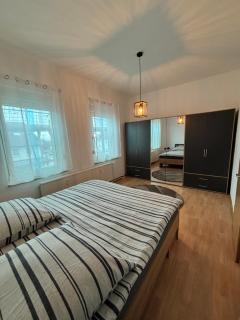 Haus an der Linde - 6