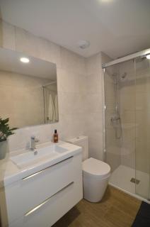 Centrally located apartment with a pool and parking - 9