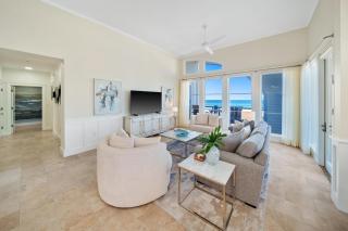 Paradise Loft l Luxury Beach Front Condo l Amazing Views - 1