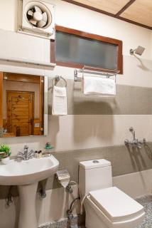 The Family Paradise !Balcony !View !Open area! by THE TIKKER House - 7