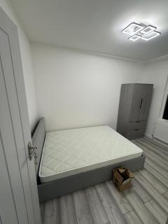 Amanah Properties - Contractors 4 Bed in Wembley with Parking - 7