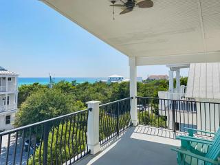 Pompano Palace l Bike or Walk to Rosemary l Gulf Views l Community Pool - 8