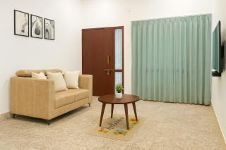 Tourist Friendly Nest Studio Room BirlaMandir - 0