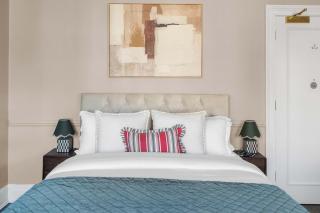 Chic Chelsea Flat Near Sloane Square - 2