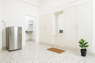 Tourist Friendly Studio Retreat BirlaMandir - 1