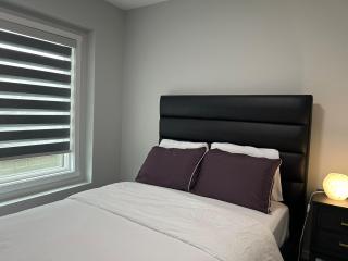 Luxury Family Retreat Near Airport - 2