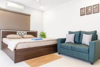 Urban vibes -Penthouse 1RK Kondapur, Gachibowli - 8
