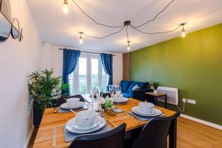 NEW! Modern & Cosy 2BR City Apartment by Parydise Properties - 8