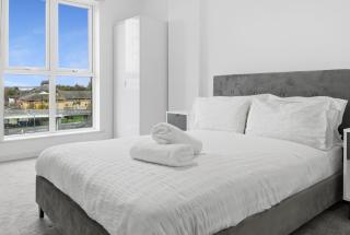 Riverside Luxe Residence 2BED 2BATH - 8