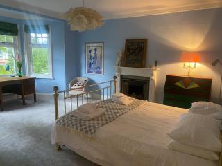 Bright spacious apartment - 4