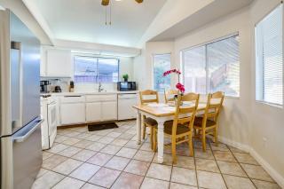 Home 8 Mi to Dtwn Riverside Families Welcome! - 2