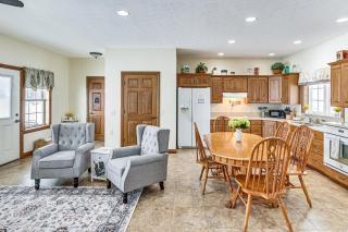 Patio and Grill! Quiet Country Stay Near Shipshewana - 3