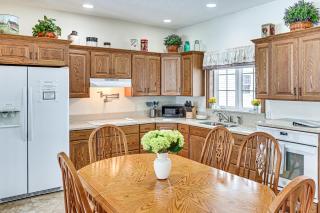 Patio and Grill! Quiet Country Stay Near Shipshewana - 2