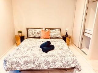 Stylish Luxury 1 Bedroom, Hyde Sukhumvit 11, Near BTS Nana & Asok - 2