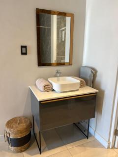 The Paramount Estate - 3