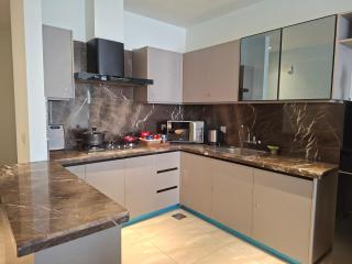 Zameen Aurum Gulberg, Luxury Apartment by MG - 6