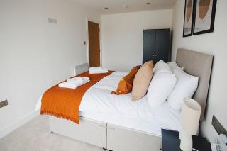 2 bed Leeds Centre - Balcony & Free parking - 8