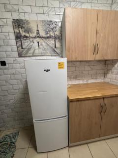 London Budget-Friendly Stay - 6