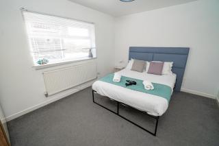 3BR Swansea Home with Easy Parking - 1