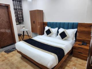 Newly Renovated Hotel Neelam Palace Just 5 Minutes from Railway Station & Connaught place - 6