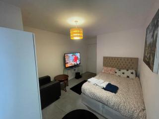 Special - Waltham Cross - 4