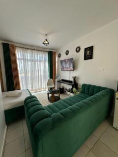 C & c LUXURY HOMESTAYS - 0