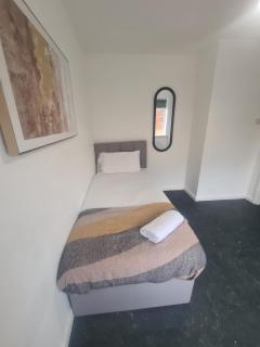 Stylish 3 bed - Jarrow - 2