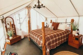 Glamp Tent b w Zion & Bryce Outdoor Shower & Wifi - Fredonia - 8