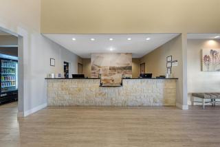 Best Western Plus Killeen - Fort Cavazos Hotel & Suites - 2