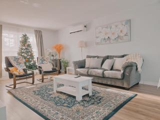 Yuan's Cozy 4BR House in Charlottetown - 9