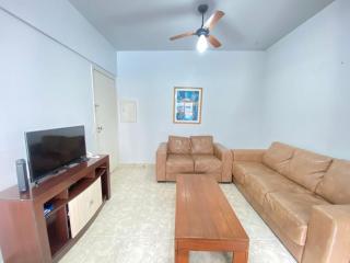 Aconchegante e à 400 metros na Praia da Enseada - 9