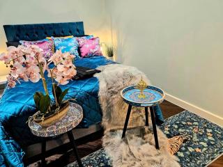 London Heathrow Luxury Studio Flat -Fully Equipped - 5