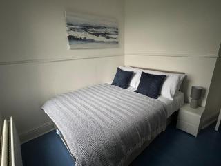 Your Manchester Home - 6