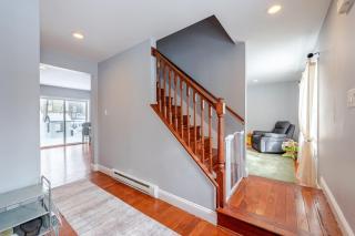 Lakeview Family Retreat Newly Renovated 4BR House - 1