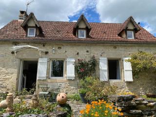 Maison quercynoise Coeur du causse 4 à 8 pers - 0