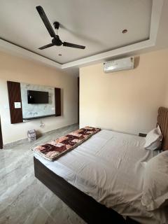 Hotel Kingdom - 3 minutes From Golden Temple - 2