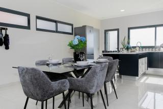 GuestReady - Sunset House - 1