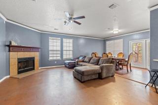 SeaWorld‑Close • 4BR + Fireplace - 0
