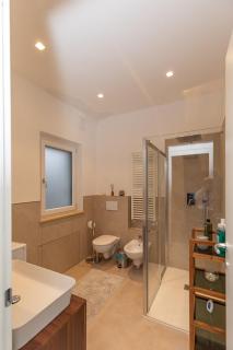 Central check-in check-out Pila - 5