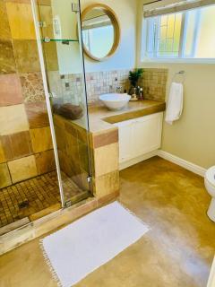 Stunning bungalow just off Robberg - 4