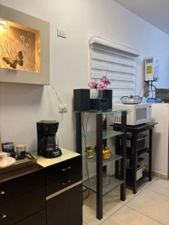 NEW! 2bdr apartment with pool near Sanctuary - 2