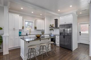 Bungalow in Downtown Dickson - 3